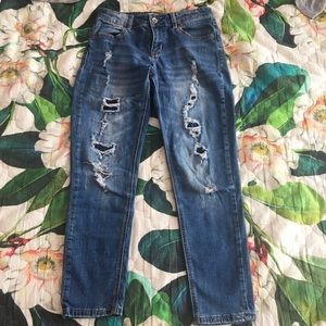 Distressed Jeans 💙